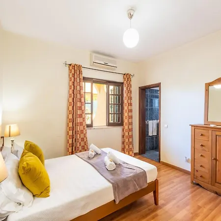 Holiday Home Santa Eulalia With Private Pool Албуфейра