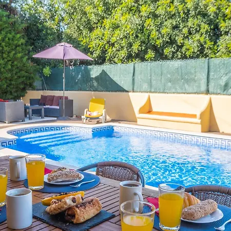 Holiday Home Santa Eulalia With Private Pool Албуфейра